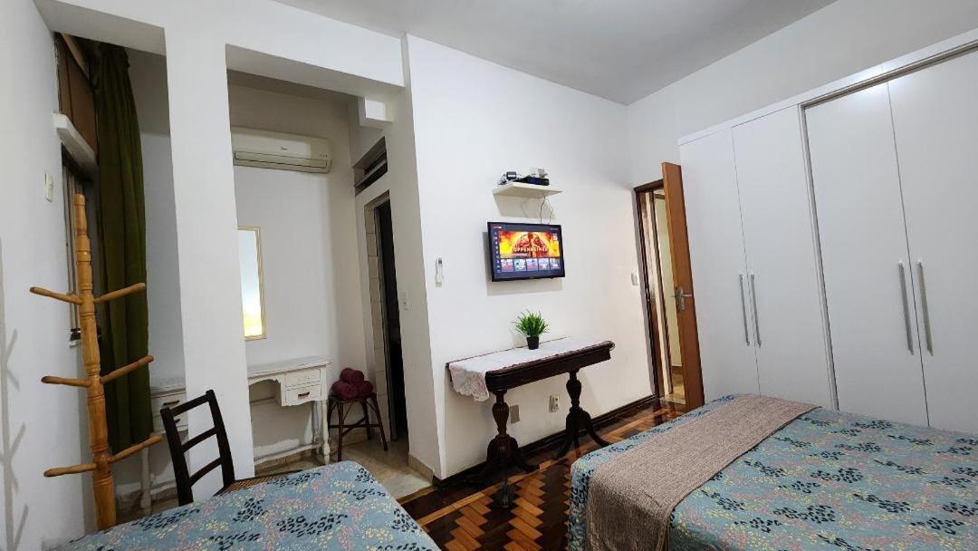 Apartamento Copacabana, Apto 2 Quartos 200m Da